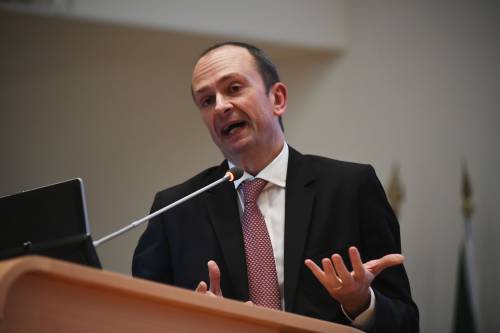 "Ora si rischia di morire più per l'ipertensione che per il Coronavirus"