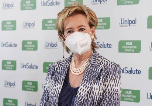 "Pfizer e niente open day. Giovani lombardi protetti"