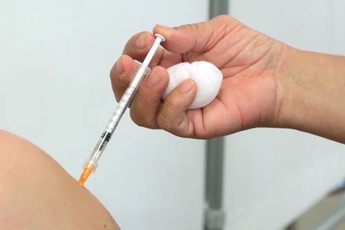 Alzheimer, dopo il farmaco anche il vaccino