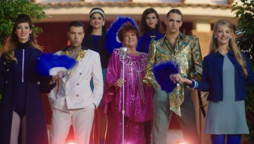 Il Codacons chiede il ritiro del video della canzone di Fedez