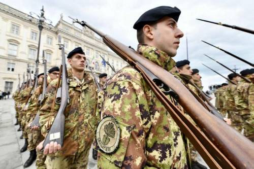 Venezia, prof si ribellano al 4 novembre: "Non incontriamo i militari"