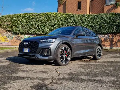 Audi Q5 Spoortback PHEV, guarda le foto