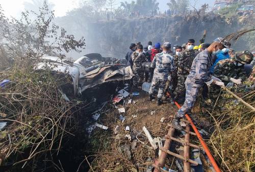 Disastro aereo in Nepal: decine di vittime