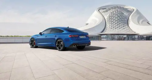 Audi S4 e S5 Black Edition: guarda le foto