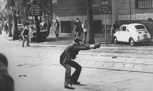 E i cattivi maestri sognano nuovi Anni di Piombo