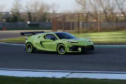 Frangivento GT65 by Loris Capirossi: guarda le foto della supercar