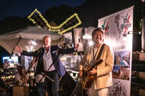 Grande successo sul Tevere per la Fondazione Città Identitarie