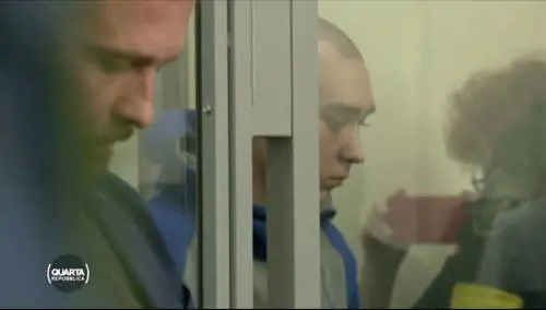 Il soldato russo si dichiara “colpevole” di crimini di guerra. È giusto questo processo?