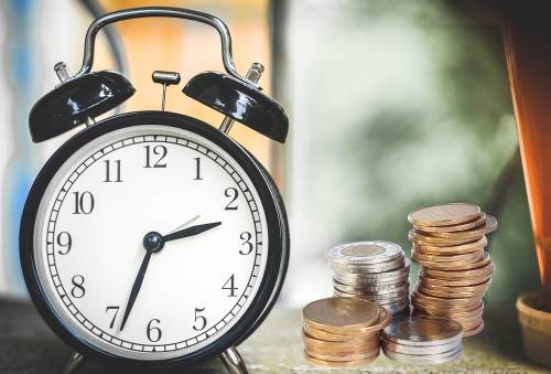 265 mila firme per prorogare l'ora legale e risparmiare miliardi di euro