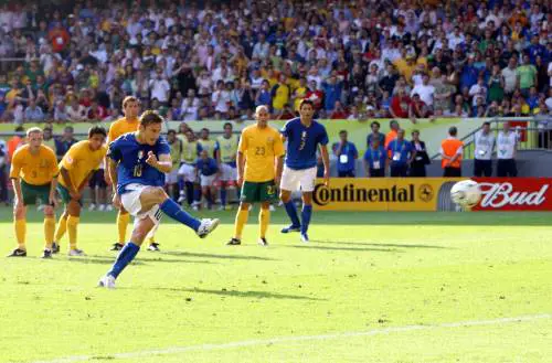 26-6-2006: Totti, un rigore che ha fatto storia
