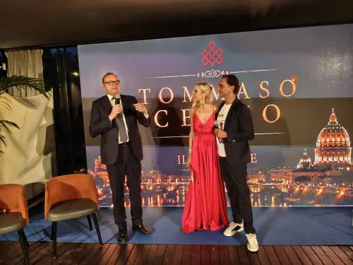 Ripartiamo festeggia sei anni. L’applauso di Salvini: la vera solidarietà. Cerno: così si aiutano i bambini e si contrasta la speculazione sui migranti