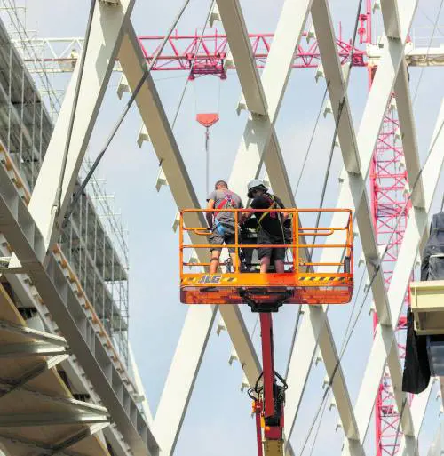Due vele e un cervellone: la Beic sta crescendo. Lo stop ai lavori sarà entro la fine di dicembre