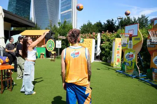 Estathé ora è anche Sport: porta il basket nelle piazze