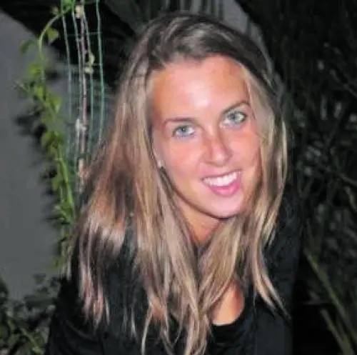 Sara, morta a Mykonos al suo addio al nubilato