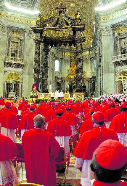 Tra malattie e scismi, il Concistoro delle assenze