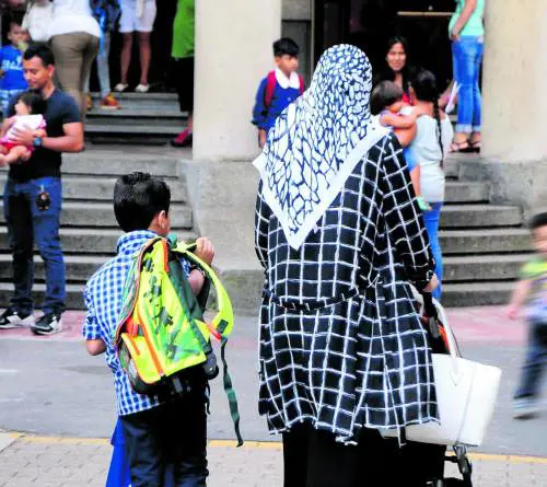 Scuole ghetto e centri giovani chiusi. "A San Siro anche il Comune ha fallito"