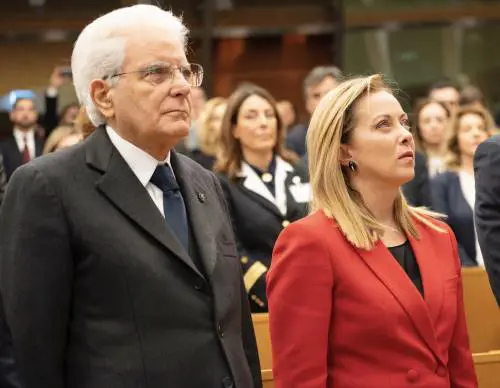 Mattarella e Meloni a Modena dopo l’attacco: visita ai feriti travolti e accoltellati