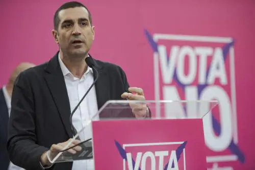 Niente buono pasto ai dipendenti in smart: sindacati contro la giunta rossa dell'Emilia