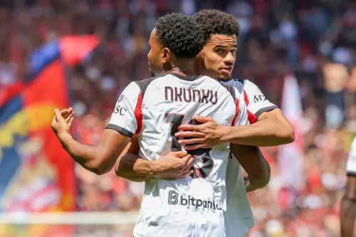 Il Milan stende il Genoa e vede la Champions