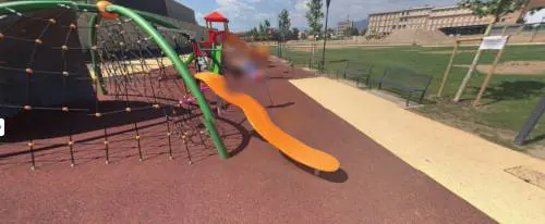 Terrore a Brescia, nigeriano tenta di strangolare un bimbo di 3 anni al parco