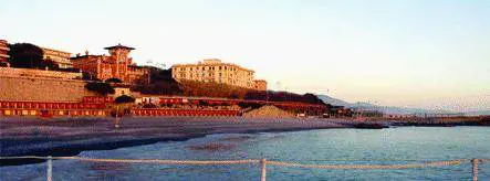 Aumento record sulle spiagge della città