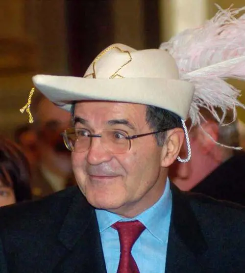 Il «professorino» Raz Degan ritrova se stesso in riva al Po