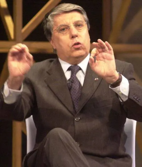 Udc, Giovanardi scalda i muscoli per sfidare Follini al congresso