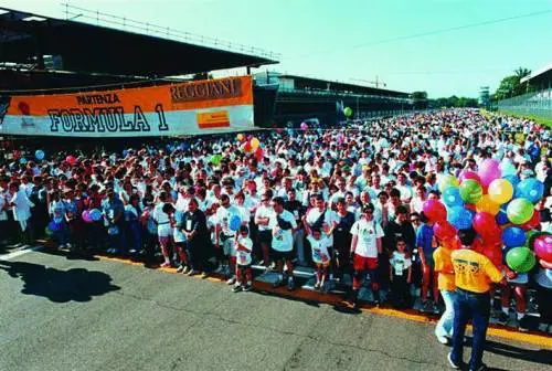Berlusconi vince in silenzio: «Ora serve unità»