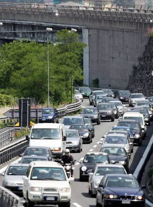 Nozze doro, festa per 3.200 coppie Il sindaco: «Siete il nostro simbolo»