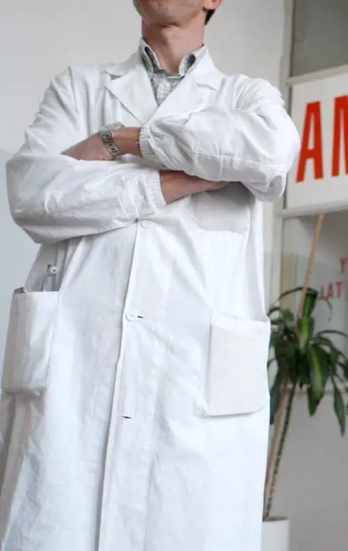 «La sinistra caccia i medici di destra»