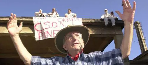 Il Corriere della Sera vota «sì» a don Gallo