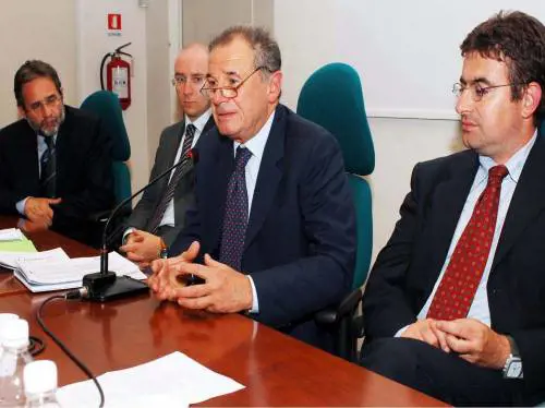 «Urne deserte in difesa della vita»