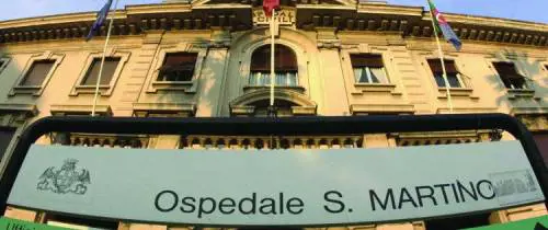 San Martino, il chirurgo dona la vista al neonato