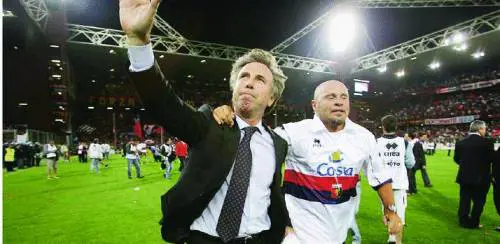 Cosmi e Preziosi in piazza per lultimo abbraccio