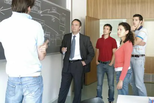 Partito unico, però con riserva