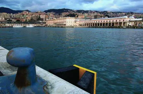 Bertone bastona le liti e benedice lAffresco