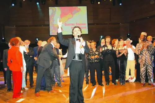 E i bus diventano ambulanze per i feriti