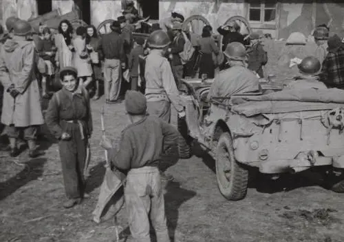 Comè triste Venezia Il pallone in una canzone