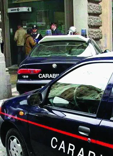 Far West a Sampierdarena: furto, spari e speronamenti