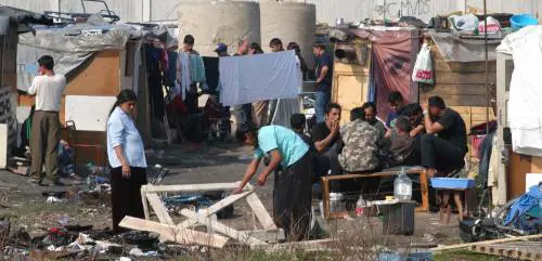 Non era sposata, funerale senza messa