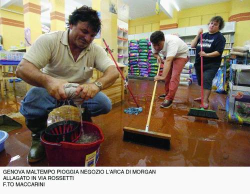 Basta mezz’ora di nubifragio  per mandare a bagno la città