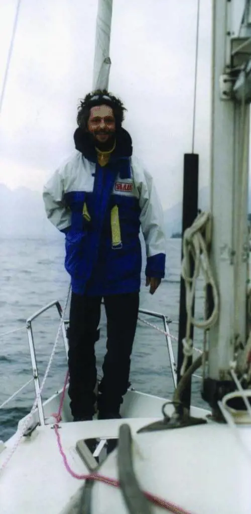 Il delitto è servito a bordo tra i container del cargo