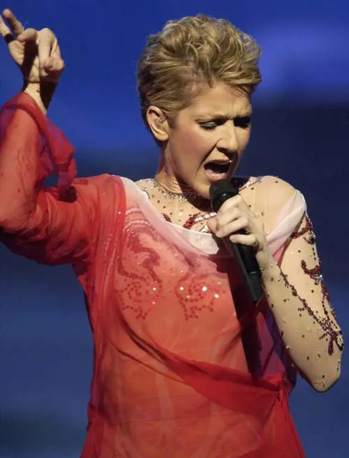 Uccide il suo unico amico e poi si spara in bocca