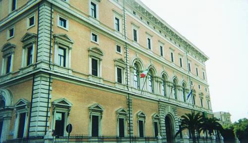 Dopo i mattoni Moneglia rientra in galleria