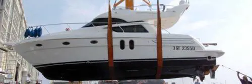 La politica affonda gli yacht