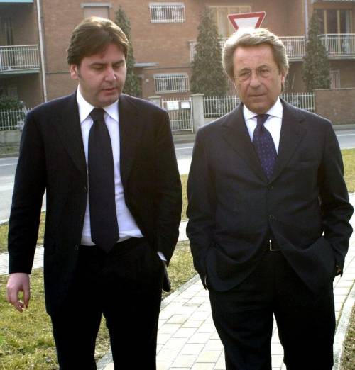 Incendiate tre auto: una era stata rubata
