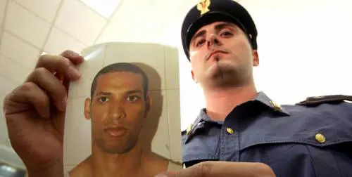 Parigi, evacuate  le case a rischio degli immigrati