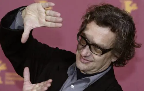 Roma, una metropoli a «luci rosse»