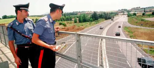 Rock e satira,  Elio   racconta le sue storie
