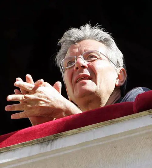 Siena, il sindaco mette in Palio Adriano Sofri